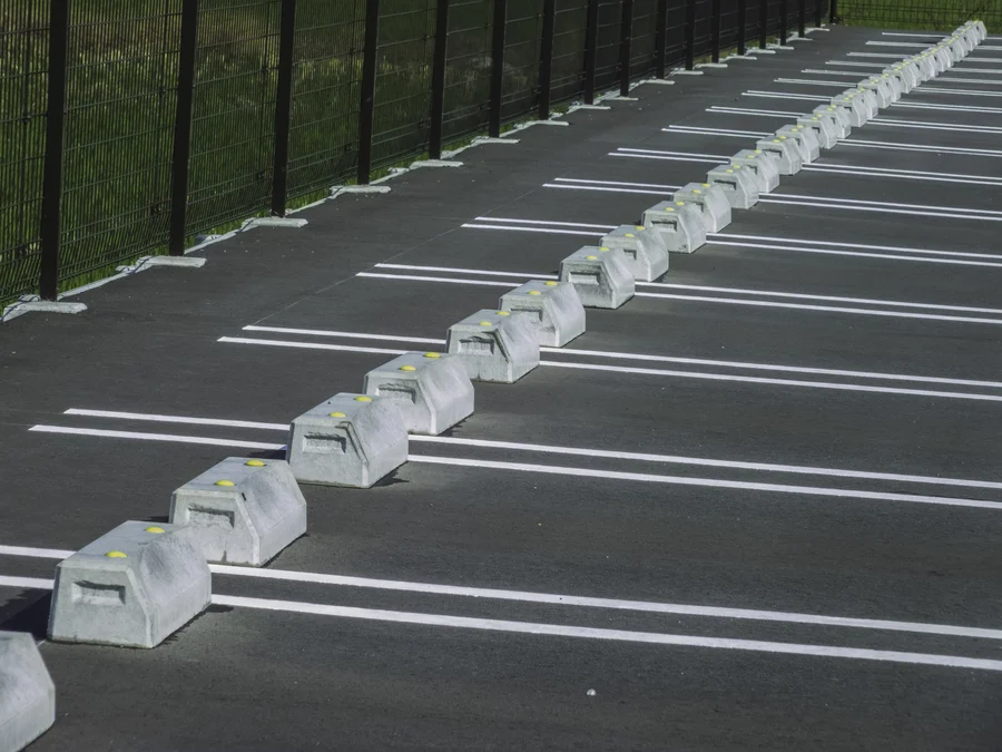 How Sealcoating Reduces Surface Deterioration Turlock, CA How Sealcoating Reduces Surface Deterioration Turlock, CA