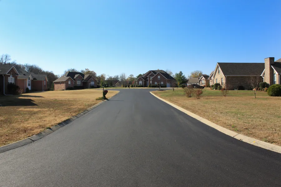 How Weather Affects Driveway Sealcoating Results in Turlock, CA How Weather Affects Driveway Sealcoating Results in Turlock, CA